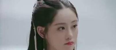 难怪任我行年纪轻轻就成了日月教主,你看他岳父是谁?