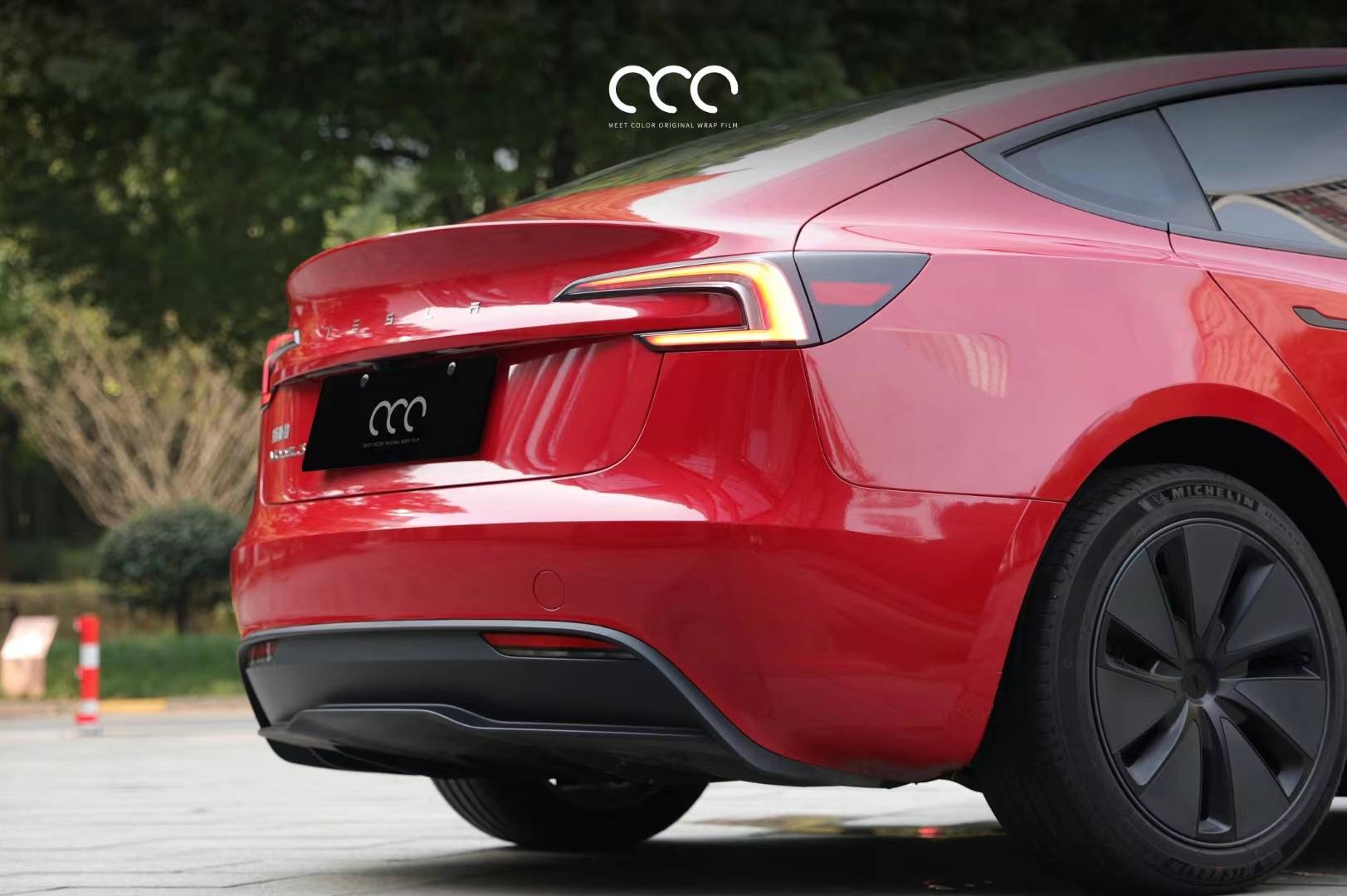 【漫彩】特斯拉model 3胭脂红改色膜,渐变出微红的性感色泽