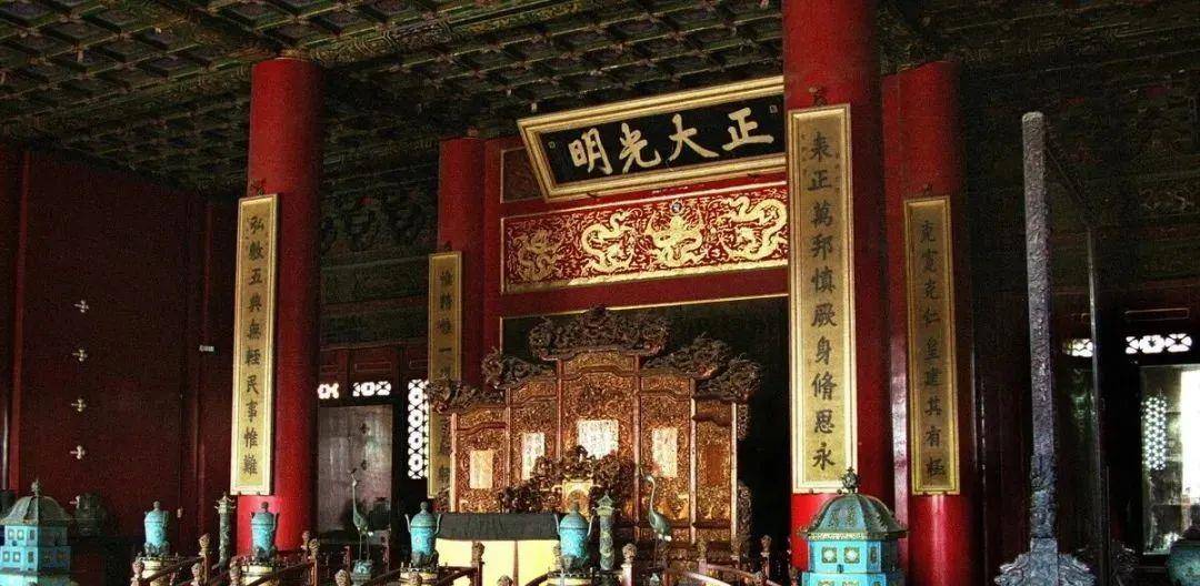 皇权的象征 故宫龙椅是纯黄金做的吗?_皇帝_袁世凯_纯金