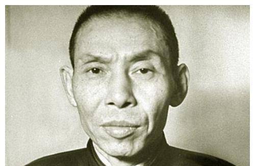 绑架黄金荣,逼杜月笙下跪,这个卢小嘉后来怎么样了?