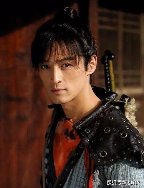 男星胡歌|银幕传奇,内娱人气王,低调又有魅力!