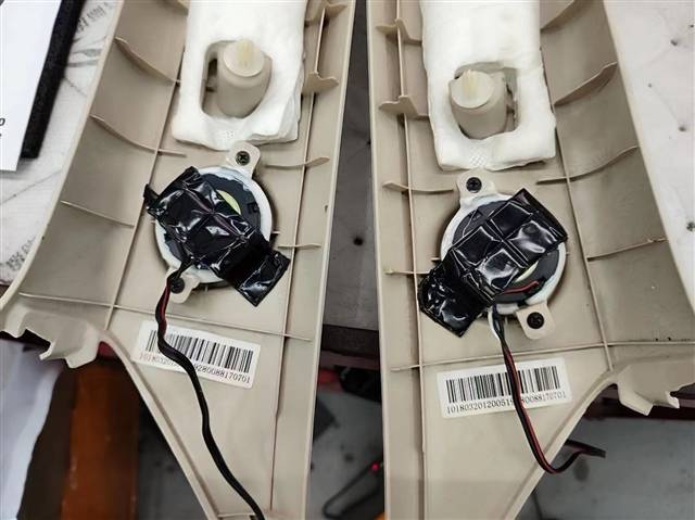 低音炮内置功放,安装简便,能够提供强劲的低频效果,使整个音响系统的