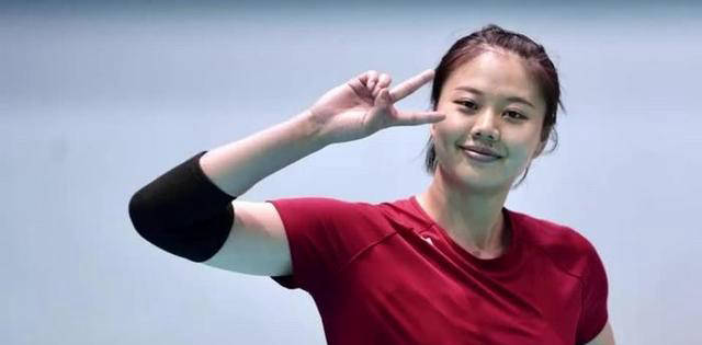 龚翔宇赛后哭泣!中国女排接应困境待解