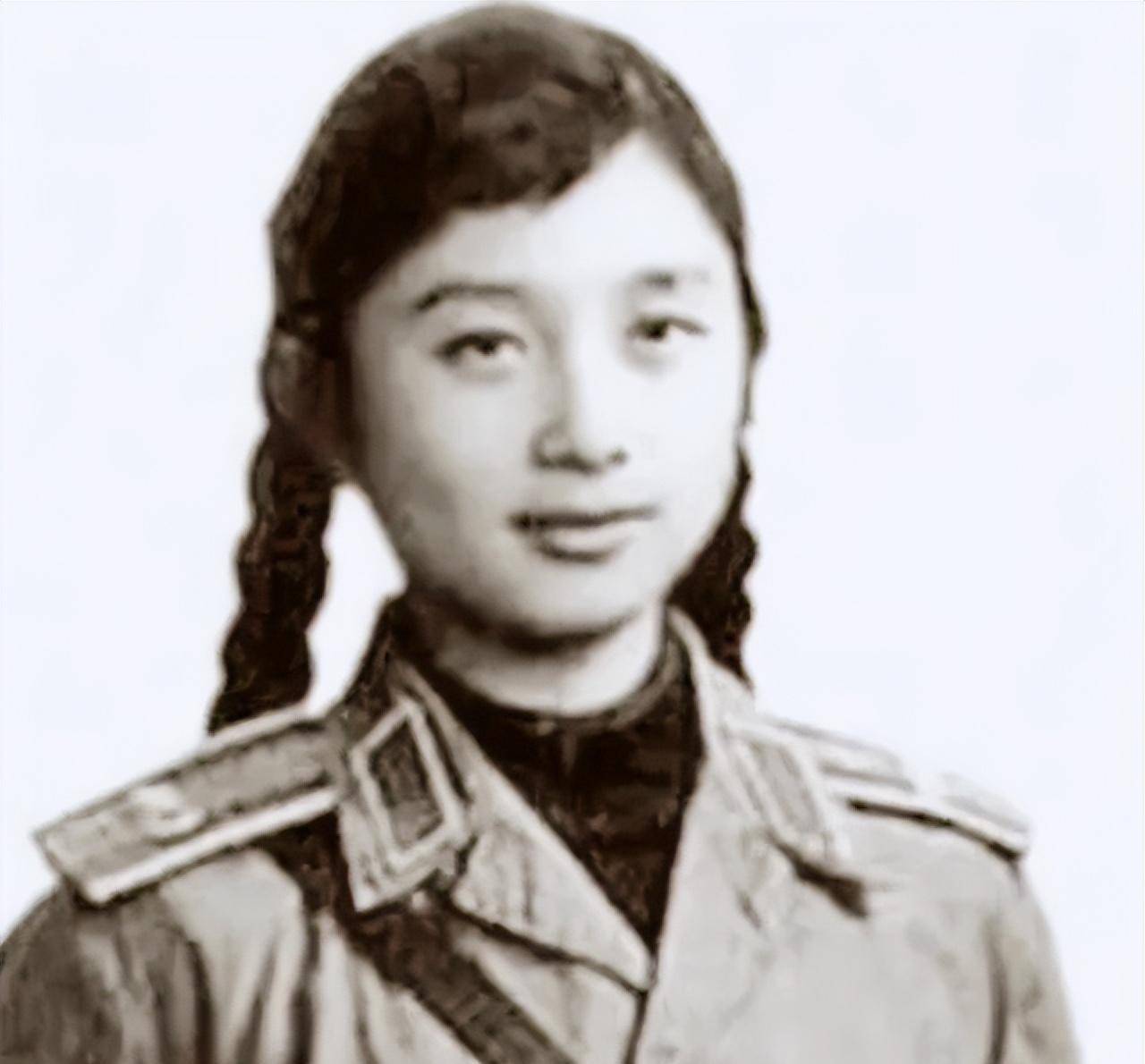 89年张宁丧失爱子后,收到一封信,立马和一个姓林的美籍华人结婚