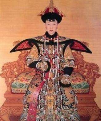 清朝两宫皇太后图片