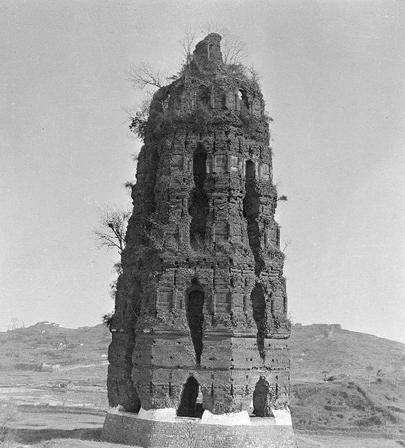 直击千年雷峰塔地宫发掘现场:有个让考古人员激动惊喜的大发现