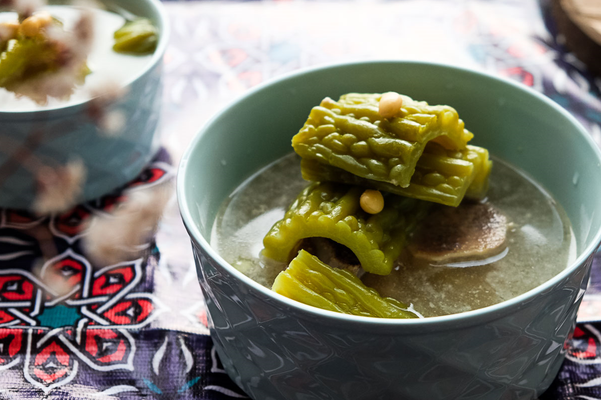 小人长戚戚"之句出自《论语》,自古以来就被人们所熟知,可是菜中君子