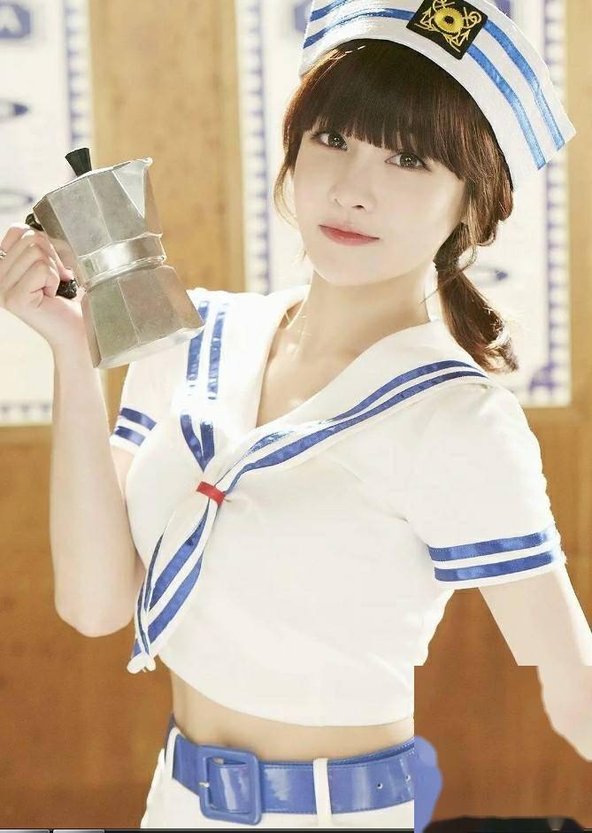 43岁的全宝蓝魅力写真出炉,辣到骨子里的魅力,这谁能抵挡得住!