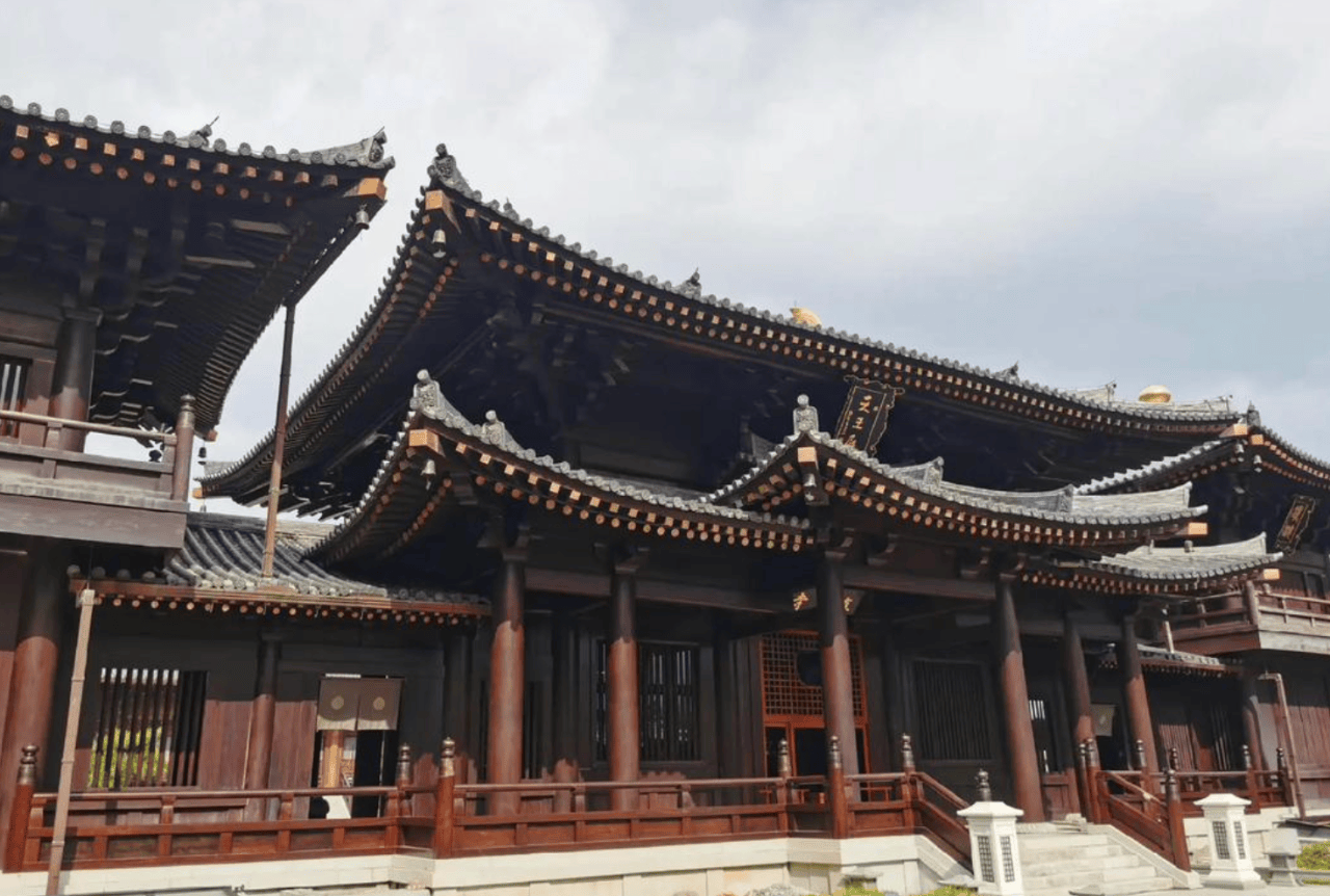 文殊菩萨道场篇章:五台山万佛洞真容寺