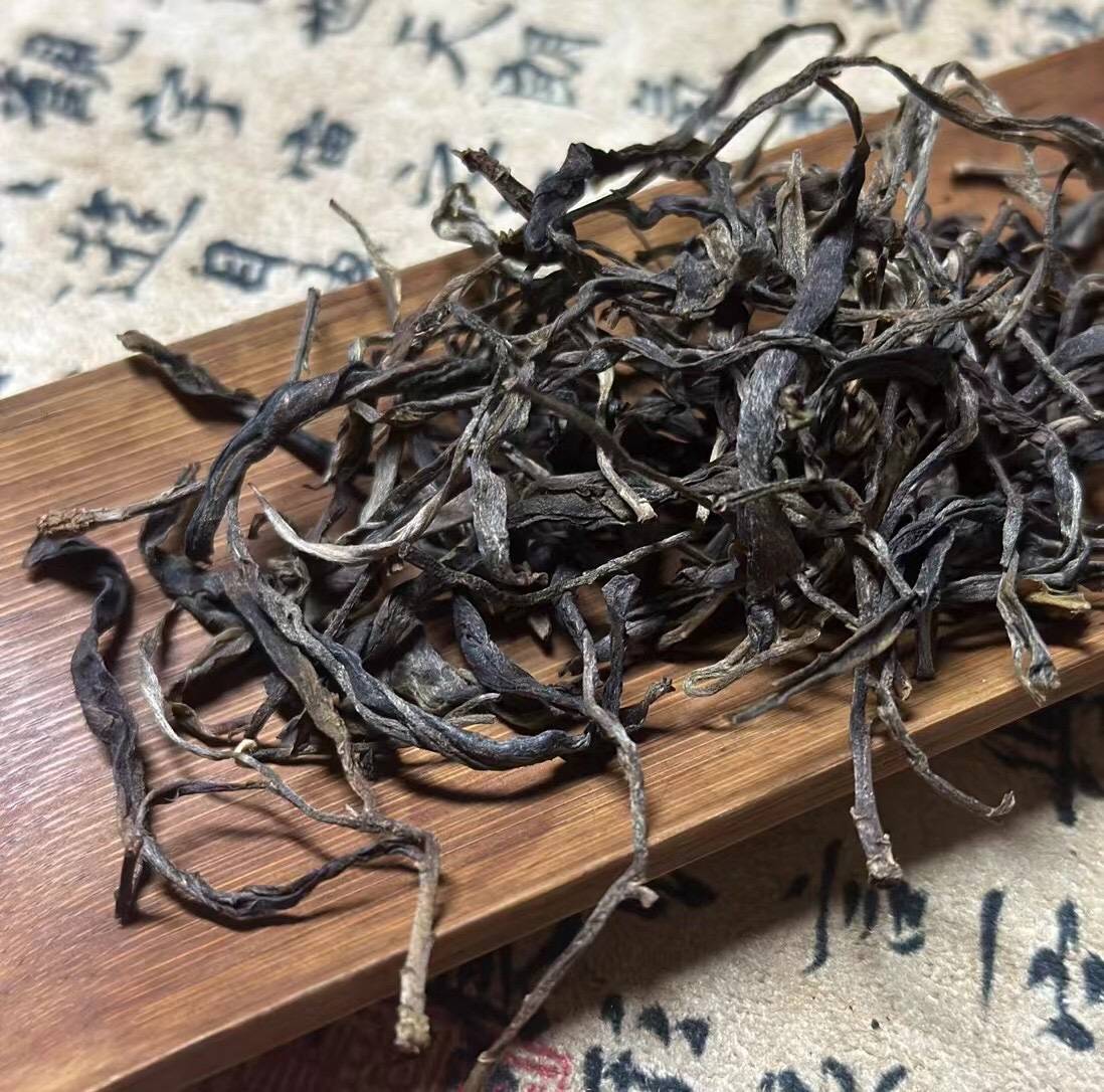 百花潭高杆古树茶口感有何特点,为何被称为茶中香水?