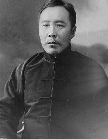 民国绞刑首犯,为搞钱敢私卖军火土地还敢杀人,杀的还是宋教仁!