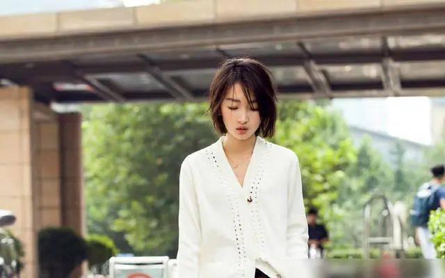 杨洋,迪丽热巴,易烊千玺,周冬雨,朱一龙,angelababy,许凯,关晓彤,李现