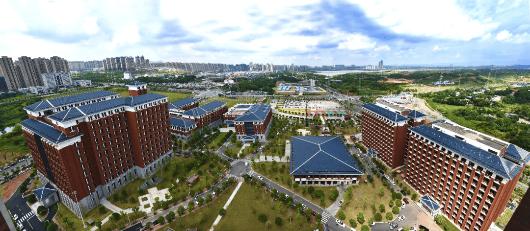 24年参考 湖南艺术职业学院2023年五年制大专,三年制中专招生简章