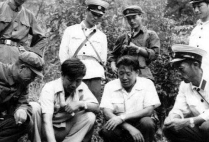 1983年,东北"二王"逃窜6省,被击毙时瘦骨嶙峋,胃里空空如也