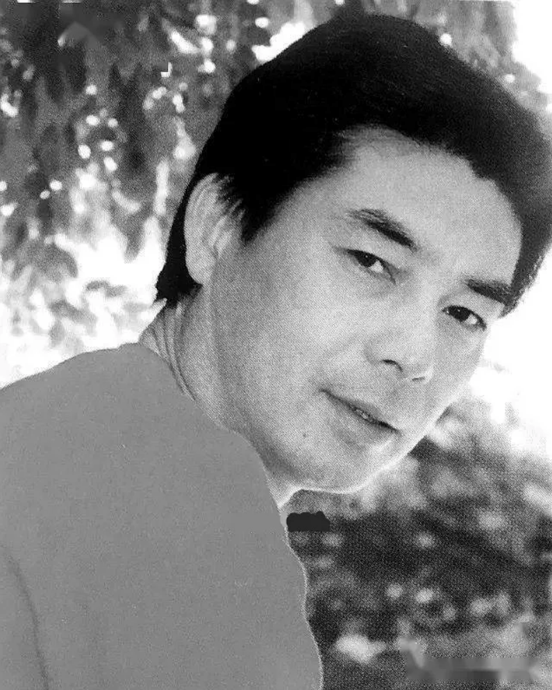 演员曹秋根:出道就演男一号,与癌症抗争2年不幸离世,太可惜了