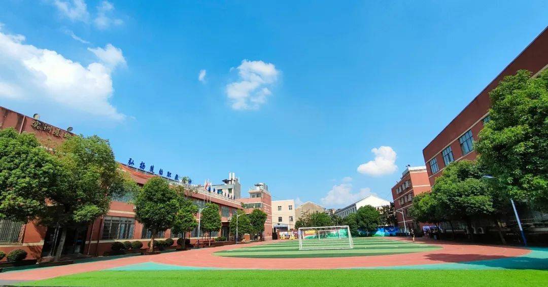 长沙英蓝职业学校好不好?怎么样?