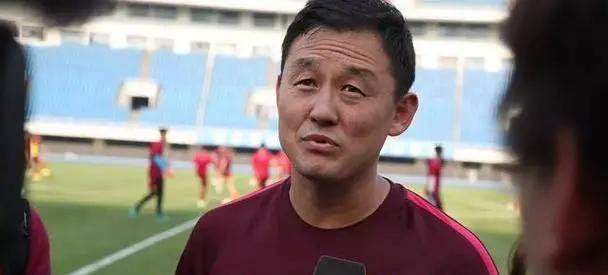 中国足球现状引争议孙继海表态挑战舆论观点各异