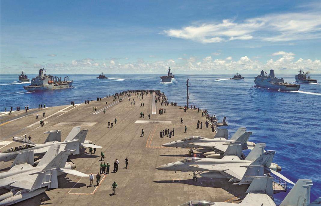 美国艾森豪威尔号航母是否被击中?大批记者等着看