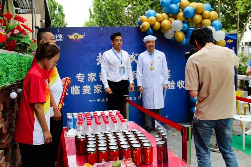 麦家小馆新升级|4d厨房管理,让人吃得放心
