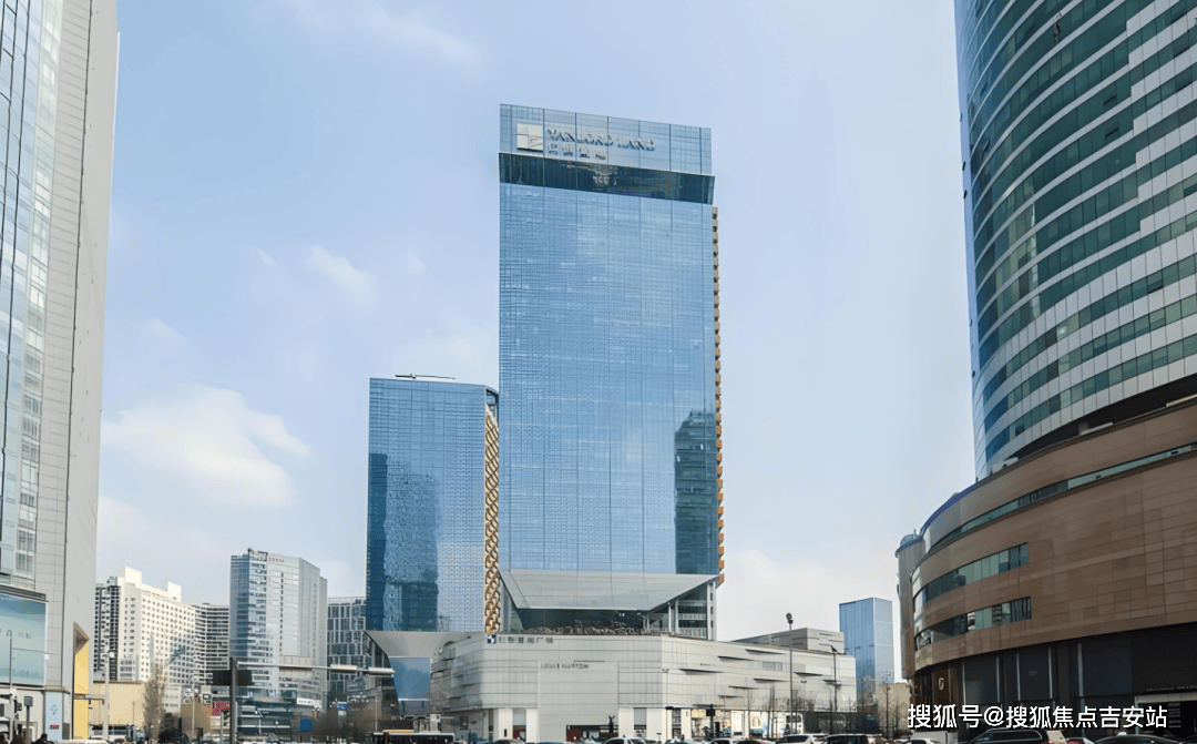 2024年成都仁恒置地广场大厦写字楼出租电话【写字楼出租】欢迎您