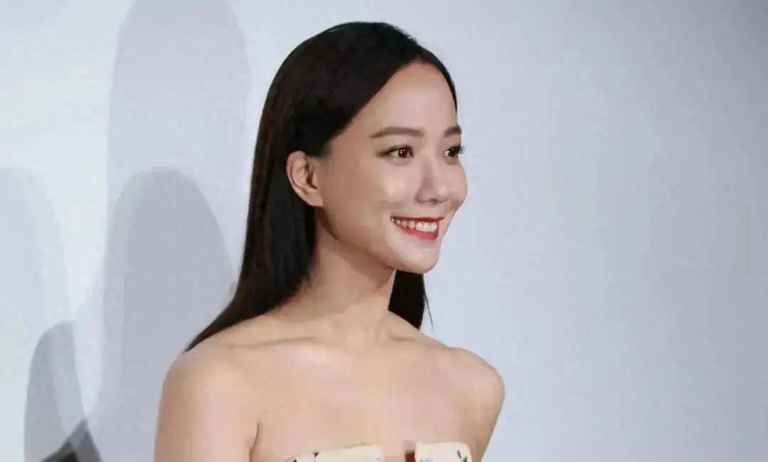 王珞丹全裸出镜,她到底经历了什么?