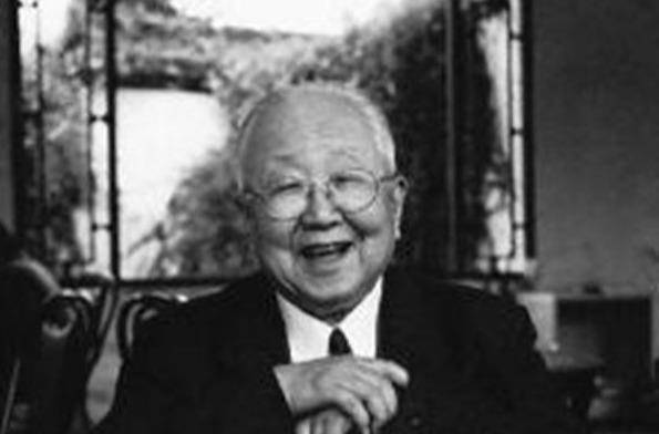 一直自许姓启名功,其实是雍正皇帝的第九世孙_爱新觉罗·_先生_满洲