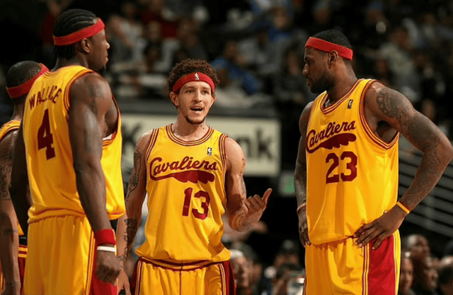 比乔丹詹姆斯更强?彻底没救了啊