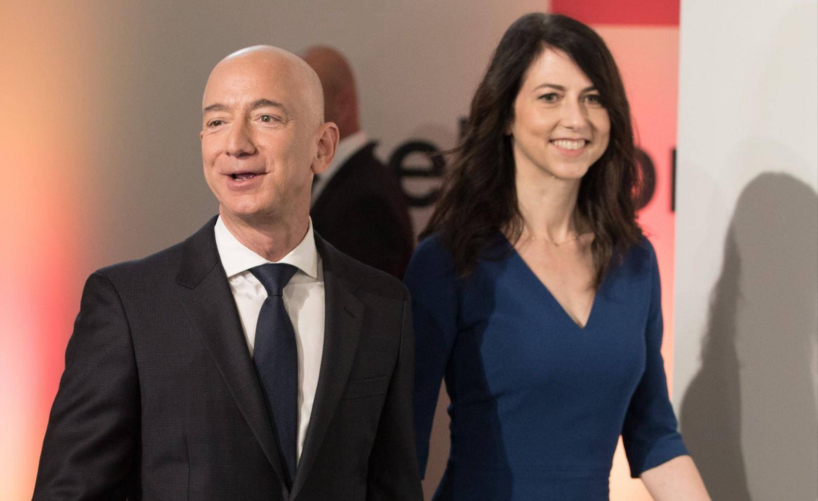 全球十大女富豪,入门级门槛高达200亿美元,中国一人上榜