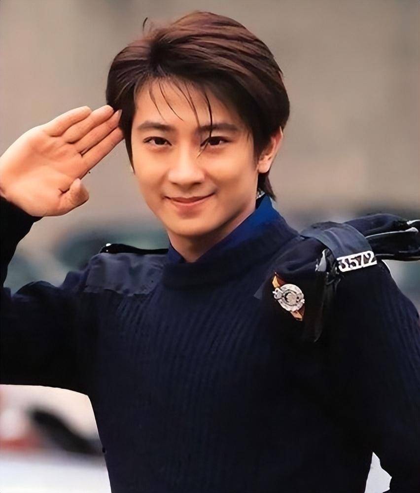 香港小天王,因一句"钓鱼岛是中国的",惨遭封杀20年_公司_孙耀威_因为