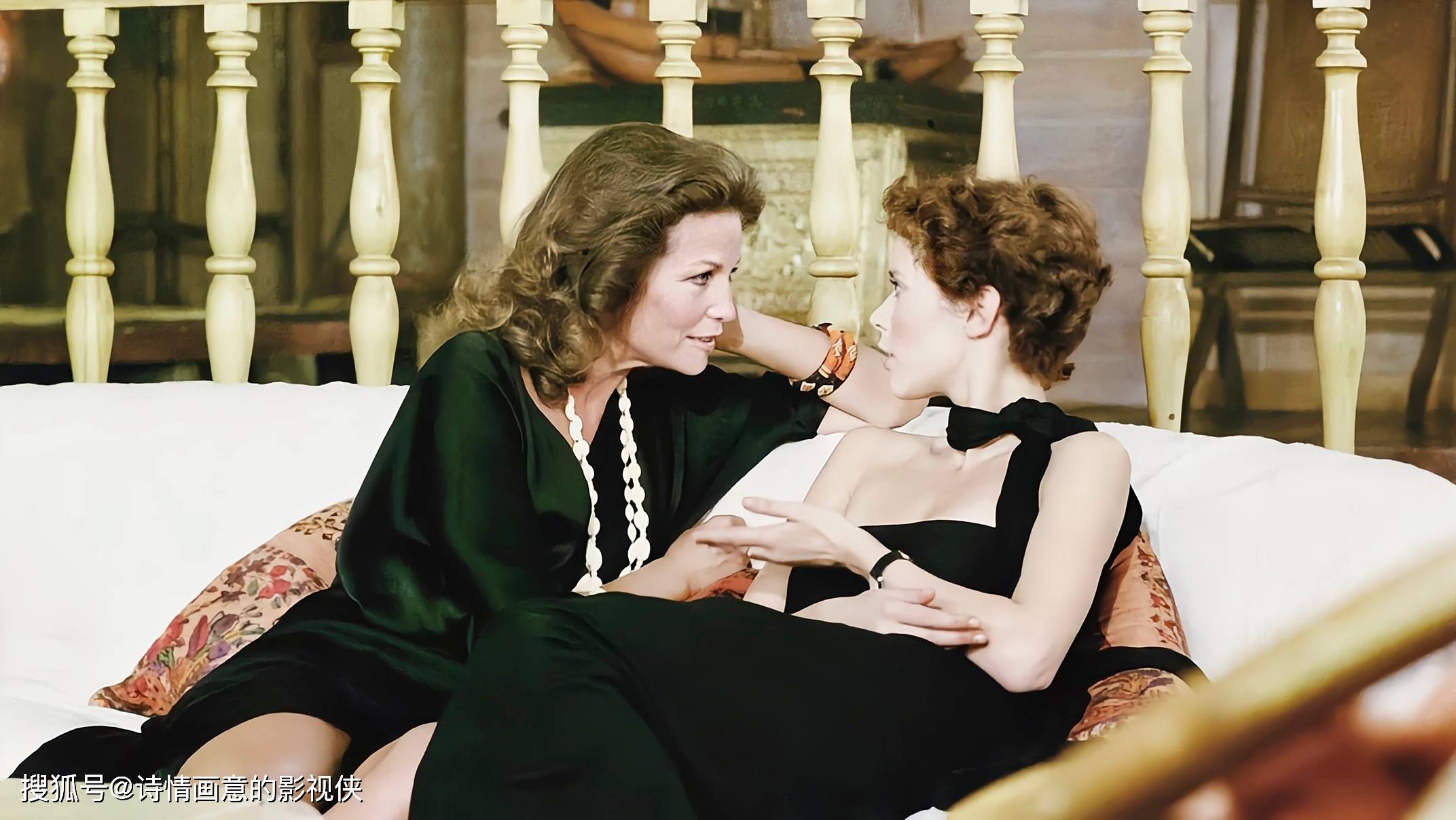 禁果之恋题材《艾曼纽》:在异国风情中觉醒,一位女性的x自由探索之旅