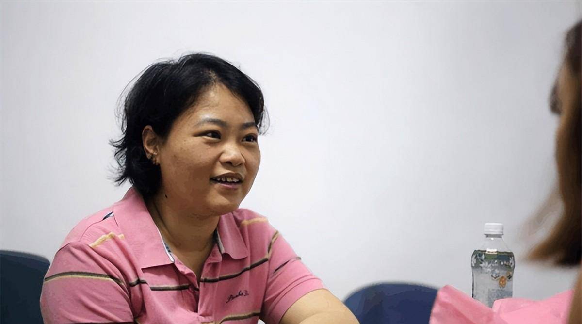 "洋女婿"死后捐器官救6人,所有亲戚床前鞠躬,妻子穿上旗袍_马克_王虹