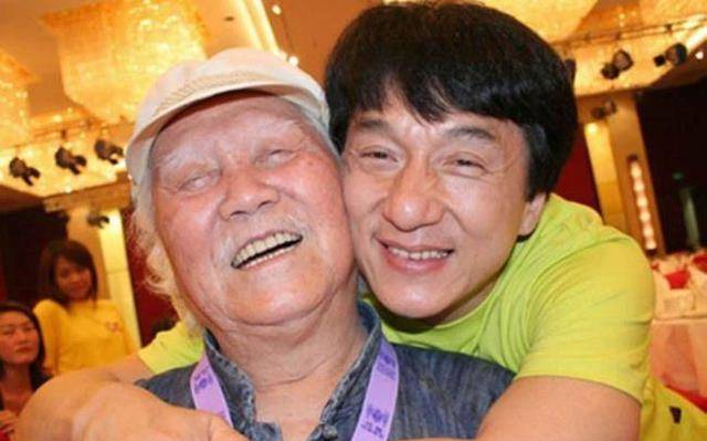 安徽男子10岁时被父亲抛弃,63年后见到"亲弟",原来是明星成龙