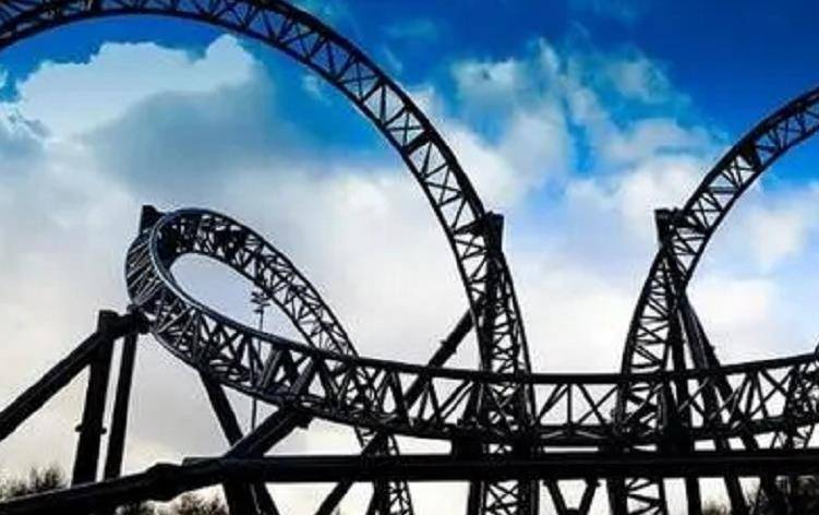 英国"过山车"安乐死:3分钟转一圈,7个回环引发脑死亡