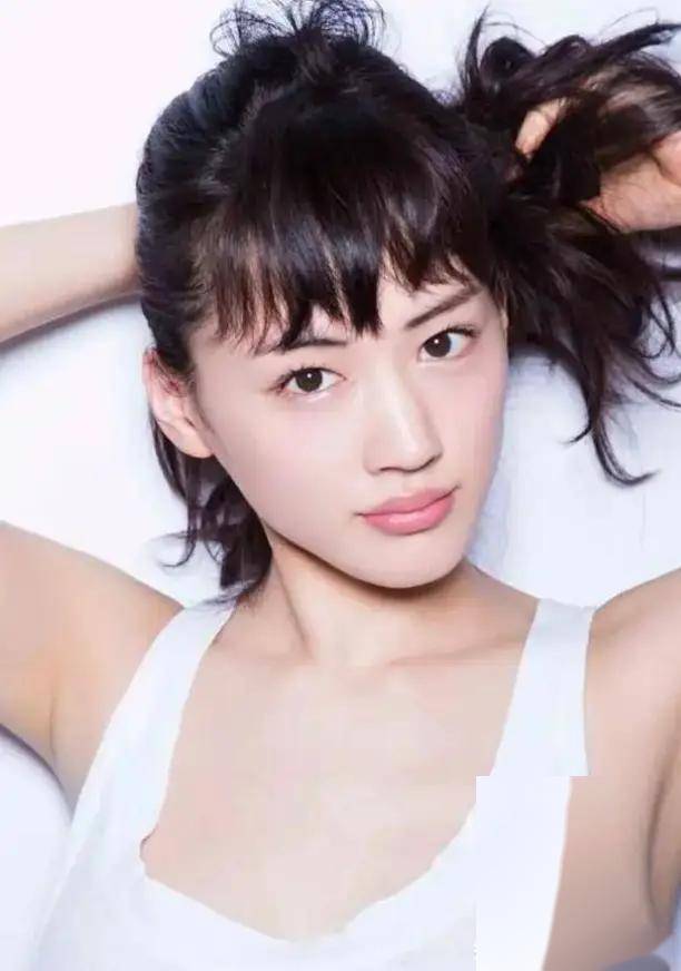 绫濑遥的写真大赏日系顶级女神美貌与魅力的完美结合