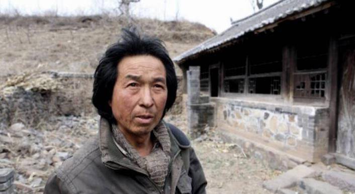 北大王青松,两次考博得高分无故被拒,归隐山林十多年现今如何