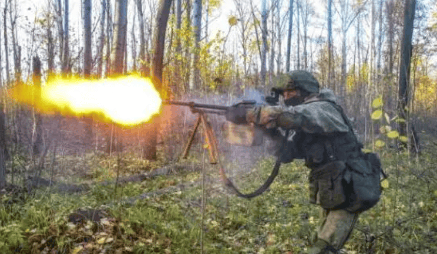 在阿尔格尔斯克地区,俄军的攻势愈发猛烈,使得一部分乌克兰军队在巨大