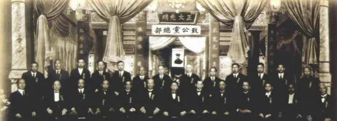 华裔黑帮头目周国祥"从未伤害过华人"?他上位杀害的都是华人