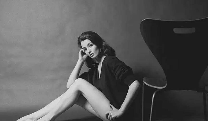 从贫家女到交际花,曾因美貌搅动英国政坛,晚年沦为落魄大妈