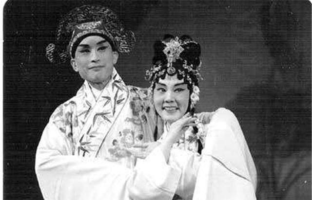 洪雪飞:为戏剧奉献一生_表演_刘弼汉_昆曲