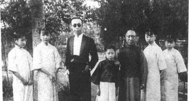 溥仪租房记:房东的儿子狮子大开口,每月要700大洋,溥仪很无奈