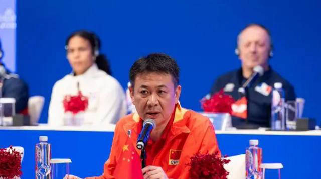 在第7位世界排名引起被动局面之际,中国排球协会终于有所行动,并且