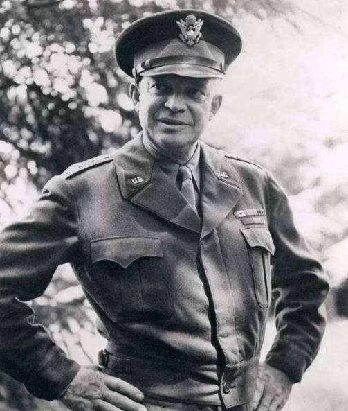 "从朋友到敌人":"将军总统"艾森豪威尔的对华政策