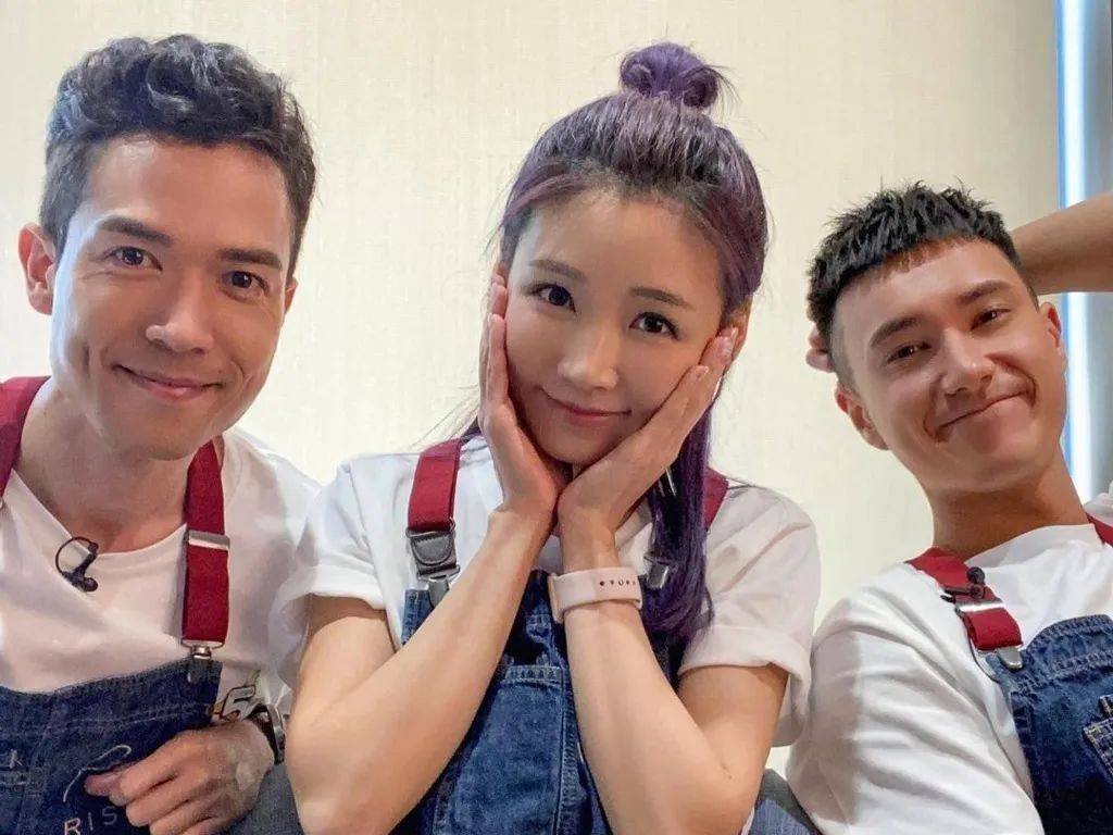 34岁前tvb「腰果眼女神」近况曝光_简淑儿_香港_珠宝