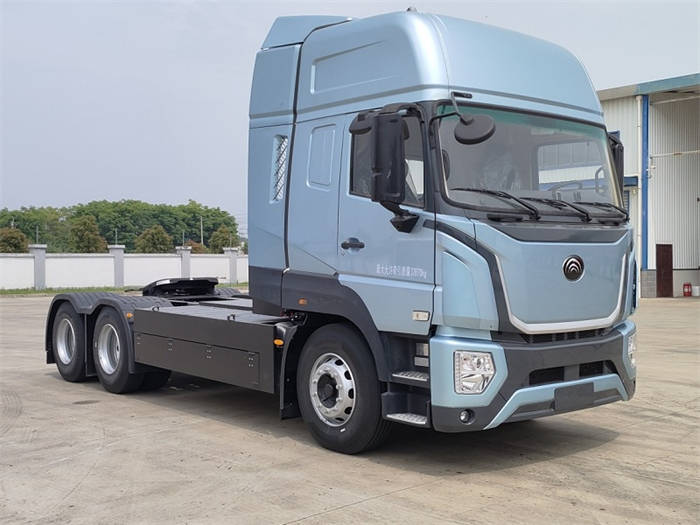 郑州宇通zkh4252p4bev6型换电式纯电动半挂牵引车第383批公示中,宇通