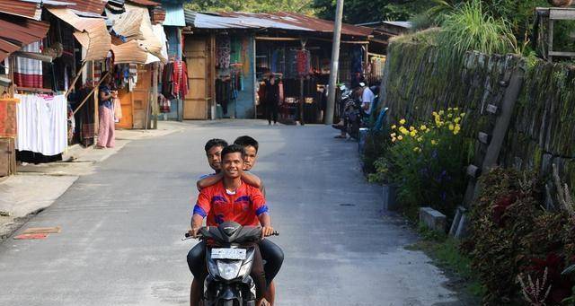 张鸿南两兄弟:在东南亚奋斗却心系祖国,曾投资兴建潮汕铁路