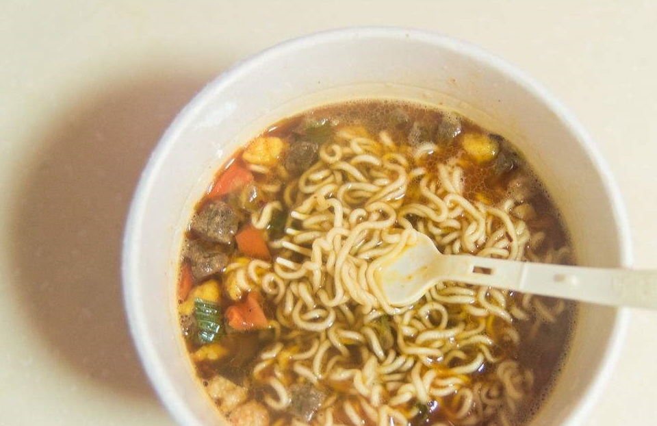 虽然美味的泡面如今也衍生出了各种