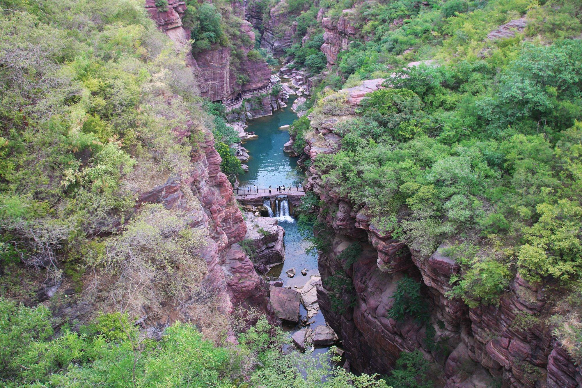 奇岩峡景区图片