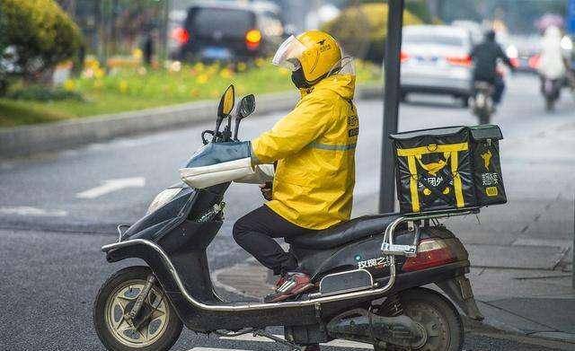 外卖小哥陈光进:送外卖6年存下100万,下一个目标在杭州全款买房