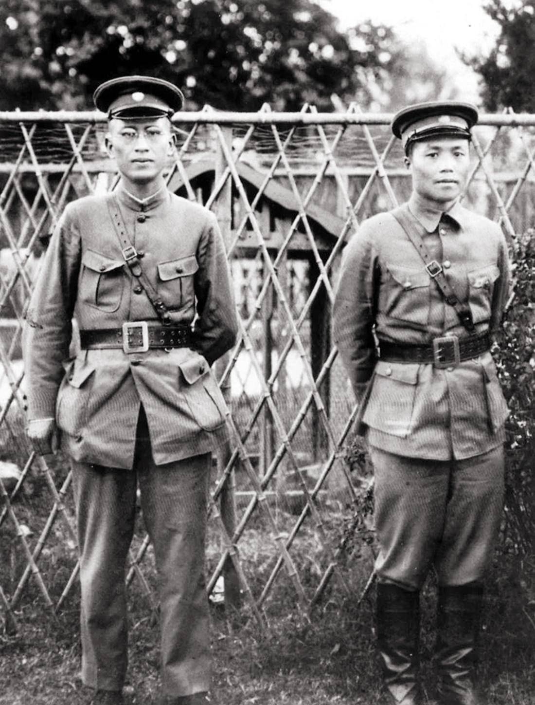 郑介民,郑挺锋俩兄弟,同考入黄埔军校,境遇不同,结局却相似