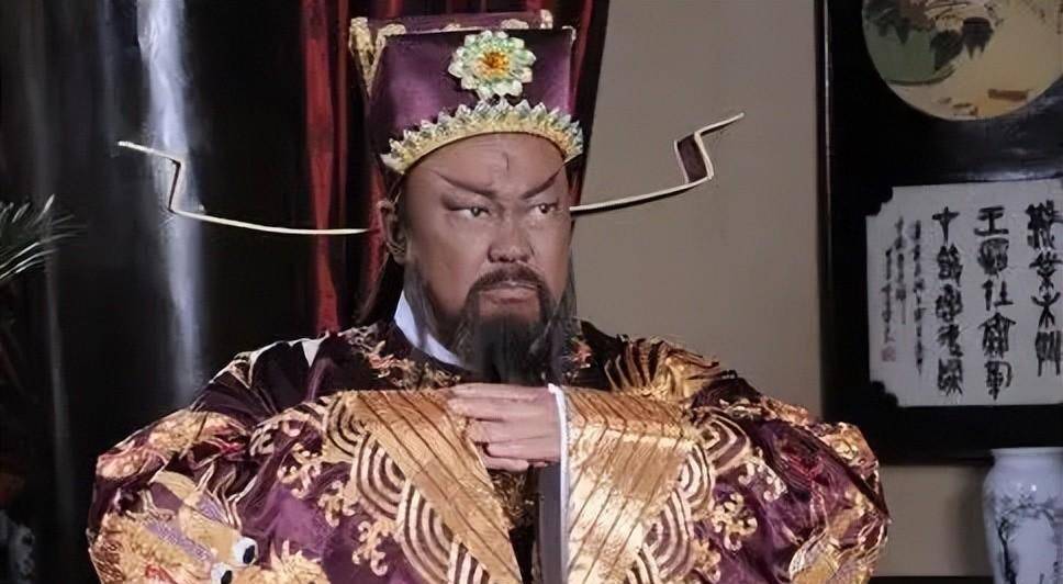 对皇帝毫不讲情面,权贵为之震恐,被天下誉为"阎罗"的绝世名臣